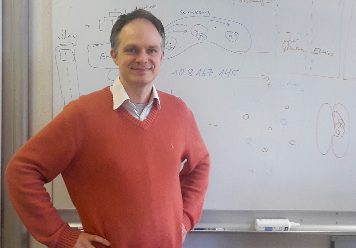 thomas-brox-whiteboard.jpg